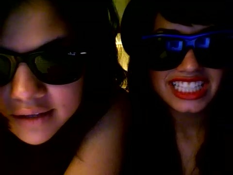 demi lovato and selena gomez with SPECIAL GUEST!!! 053