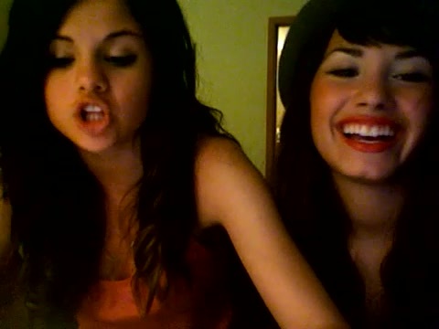 demi lovato and selena gomez with SPECIAL GUEST!!! 1535