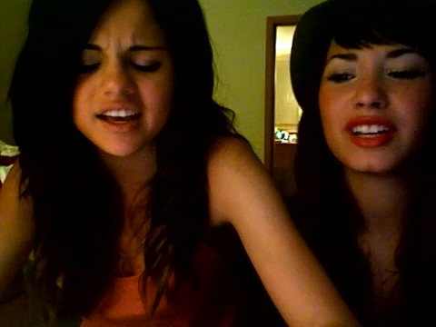 demi lovato and selena gomez with SPECIAL GUEST!!! 1571