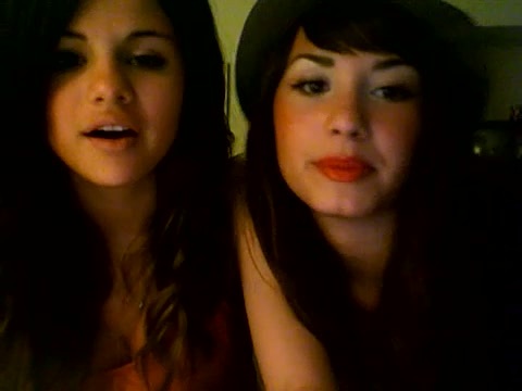 demi lovato and selena gomez with SPECIAL GUEST!!! 1127