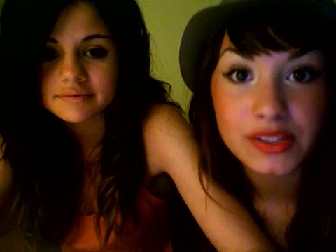 demi lovato and selena gomez with SPECIAL GUEST!!! 1665 - Demilush and selena gomez with Special Guest Part oo4