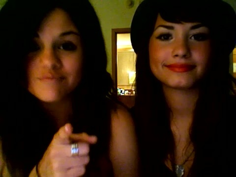demi lovato and selena gomez with SPECIAL GUEST!!! 690