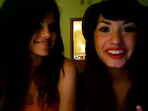 demi lovato and selena gomez with SPECIAL GUEST!!! 290