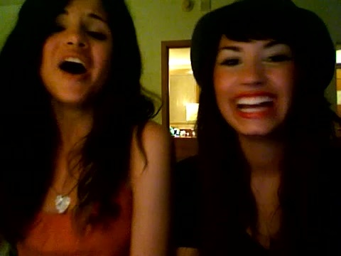 demi lovato and selena gomez with SPECIAL GUEST!!! 321