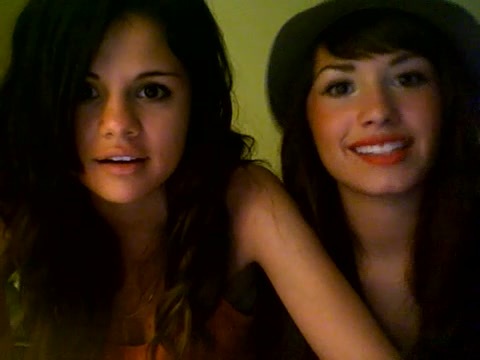 demi lovato and selena gomez with SPECIAL GUEST!!! 1268 - Demilush and selena gomez with Special Guest Part oo3
