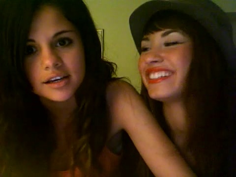 demi lovato and selena gomez with SPECIAL GUEST!!! 1281 - Demilush and selena gomez with Special Guest Part oo3