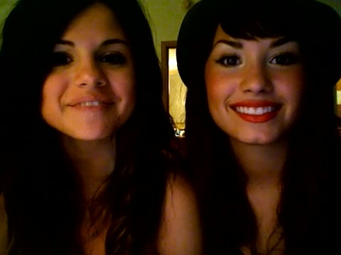 demi lovato and selena gomez with SPECIAL GUEST!!! 774 demi lovato and selena gomez with SPECIAL GUEST!!! 774