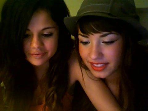 demi lovato and selena gomez with SPECIAL GUEST!!! 1313