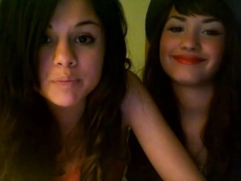 demi lovato and selena gomez with SPECIAL GUEST!!! 1353