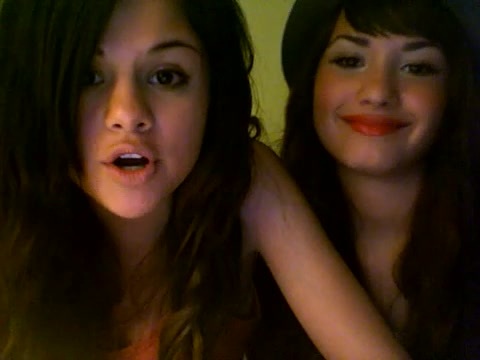 demi lovato and selena gomez with SPECIAL GUEST!!! 1355 - Demilush and selena gomez with Special Guest Part oo3