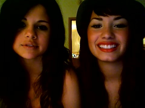 demi lovato and selena gomez with SPECIAL GUEST!!! 843 demi lovato and selena gomez with SPECIAL GUEST!!! 843
