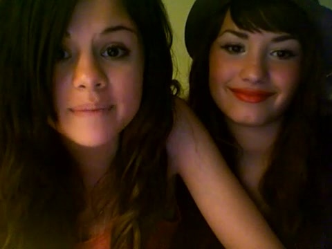 demi lovato and selena gomez with SPECIAL GUEST!!! 1369