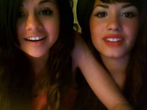 demi lovato and selena gomez with SPECIAL GUEST!!! 1386