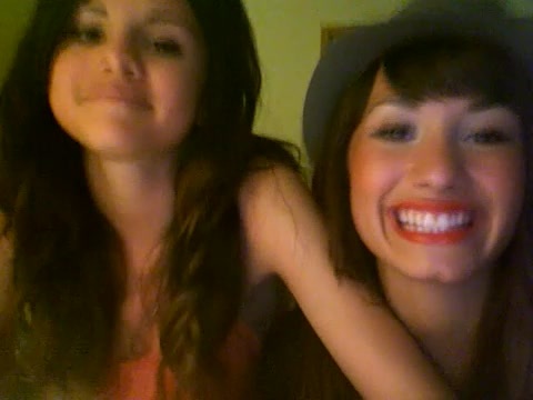 demi lovato and selena gomez with SPECIAL GUEST!!! 1436 - Demilush and selena gomez with Special Guest Part oo3