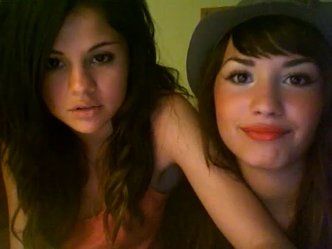 demi lovato and selena gomez with SPECIAL GUEST!!! 1492 - Demilush and selena gomez with Special Guest Part oo3