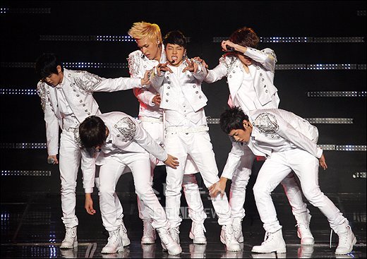 20101213_b2st_1