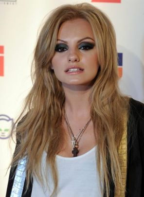 6--Alexandra-Stan-a-castigat-European-Border-Breaker-Award - alexandra stan 2012