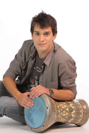 Sore-si-Vlad-Gherman-de-la--Pariu-cu-viata--canta-live-la-Happy-Hour