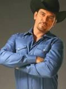 images (70) - Jorge Salinas