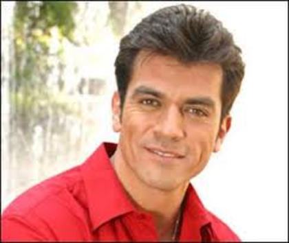 images - Jorge Salinas