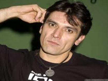 images (21) - Jorge Salinas