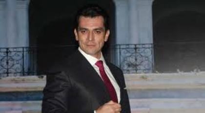 images (34) - Jorge Salinas