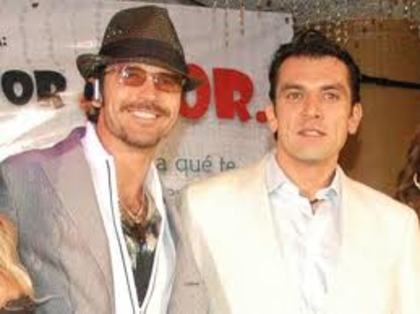 images (40) - Jorge Salinas