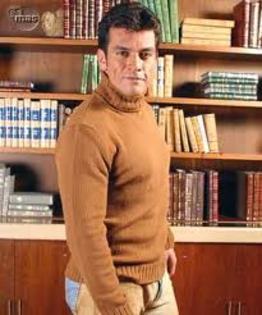 images (73) - Jorge Salinas