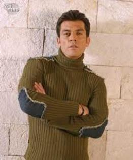 images (95) - Jorge Salinas