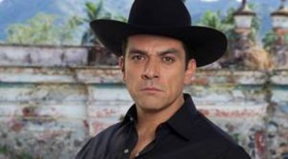 images (96) - Jorge Salinas