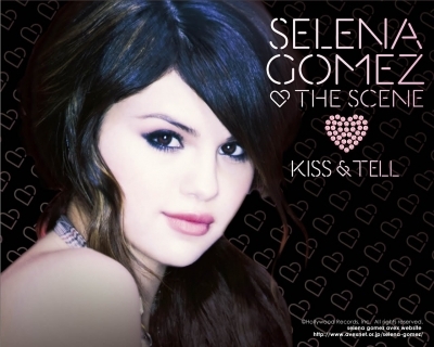 normal_selena1_1280x1024 - Kiss and Tell Booklet Japan Deluxe Edition