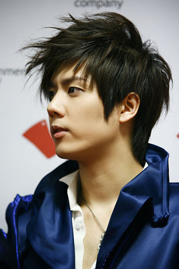 5ab05230aa22444d86ec - Kim Kyu Jong