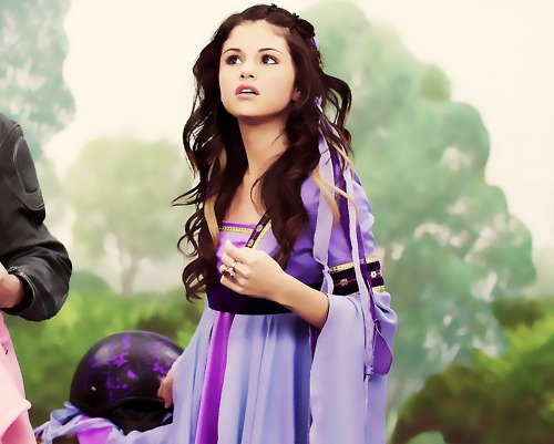 UlhY0 - 0     I love Selena forever