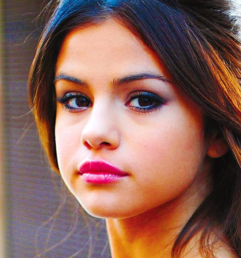 tumblr_lzmy106bDD1qfgnj3o1_500 - 0     I love Selena forever