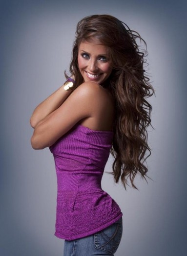 anahi-602575l