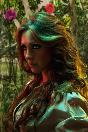 anahi-921196l - Anahi