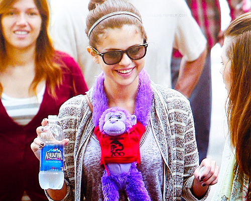 tumblr_ls33pnjenz1r2hrs2o1_500 - 0                                  Aye - here Maffy_Unicorn