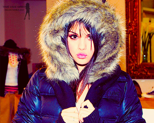 tumblr_lsq2yn9Sdo1r2hrs2o1_500