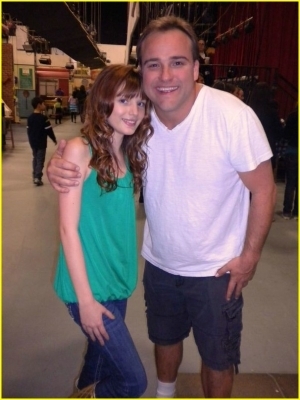 normal_01 - Bella Thorne at the WOWP Set