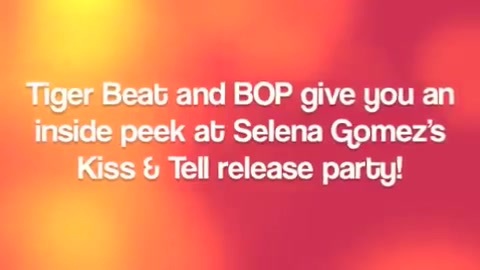 Selena Gomez Dances To Katy Perry! 030 - Selena Gomez Dances To Katy Perry