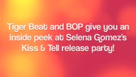Selena Gomez Dances To Katy Perry! 031 - Selena Gomez Dances To Katy Perry