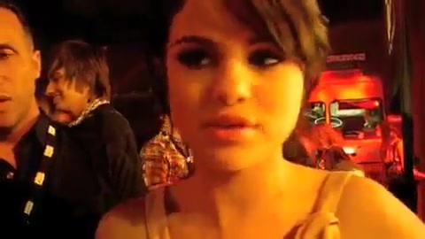 Selena Gomez Dances To Katy Perry! 241