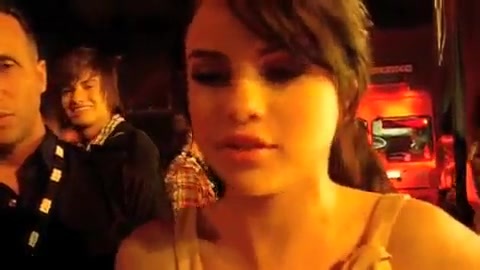 Selena Gomez Dances To Katy Perry! 243