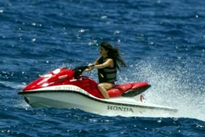 180~ - Jelena at a beach in Maui
