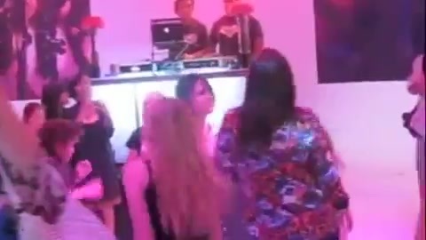 Selena Gomez Dances To Katy Perry! 363 - Selena Gomez Dances To Katy Perry
