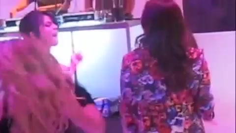 Selena Gomez Dances To Katy Perry! 386