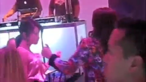 Selena Gomez Dances To Katy Perry! 390