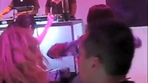 Selena Gomez Dances To Katy Perry! 392