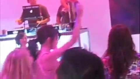 Selena Gomez Dances To Katy Perry! 415 Selena Gomez Dances To Katy Perry! 415