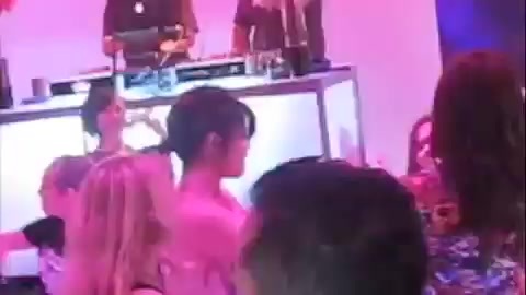 Selena Gomez Dances To Katy Perry! 417 Selena Gomez Dances To Katy Perry! 417